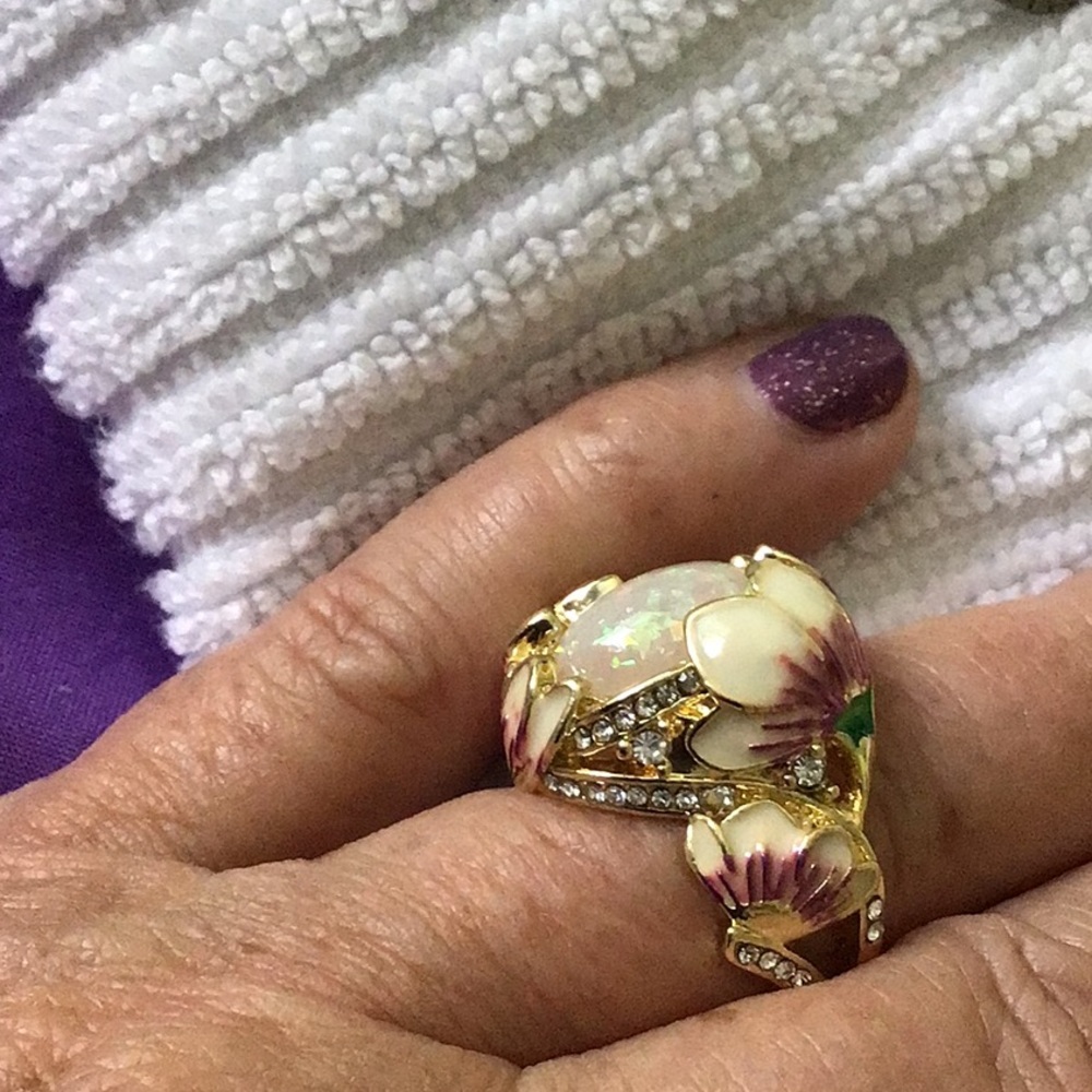 New Opal Floral Ring - Picture 4 of 7